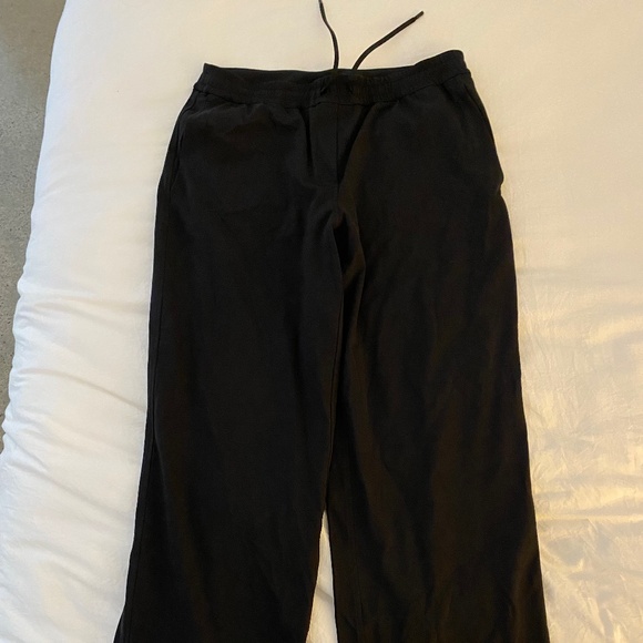 Lululemon High-Rise Wide-Leg Lounge Pant - Picture 1 of 3
